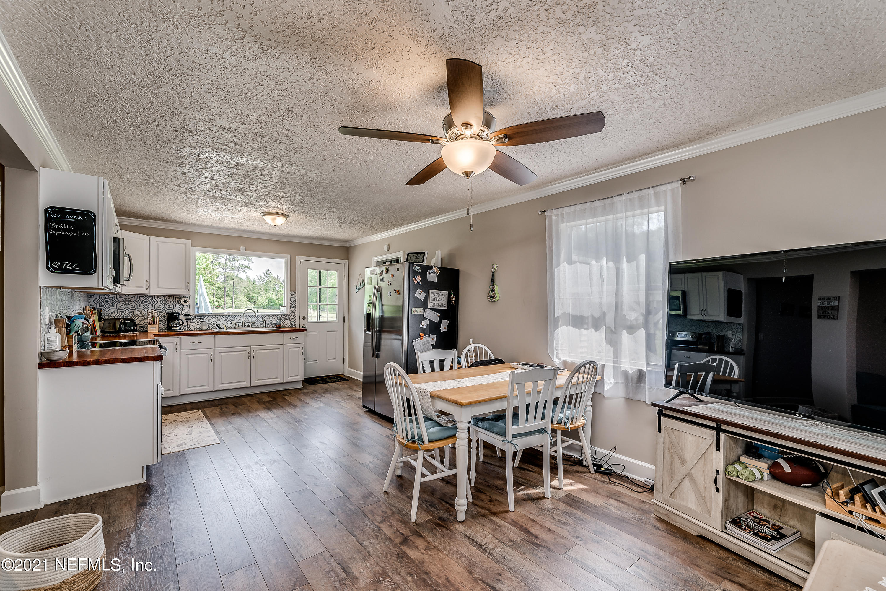 317 Bernard Road Jacksonville, FL 32218 - Photo 7 of 50 317 Bernard Rd (28 of 44)