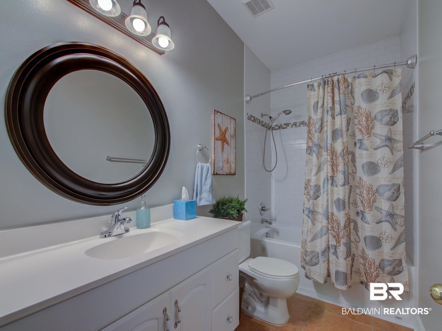 22535 South County Road 12 Foley, AL 36535 - Photo 43 of 50 Guest Bath
