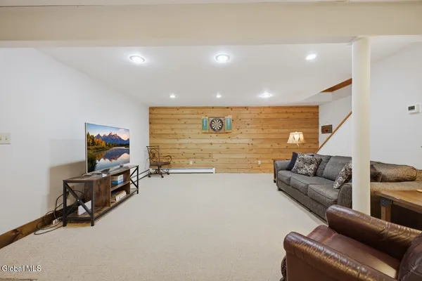 $684,900 | 31 Dogwood Lane, Chester, NY 12860