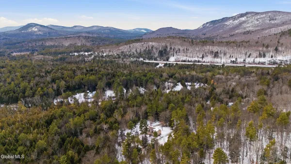 $684,900 | 31 Dogwood Lane, Chester, NY 12860