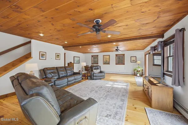 $684,900 | 31 Dogwood Lane, Chester, NY 12860