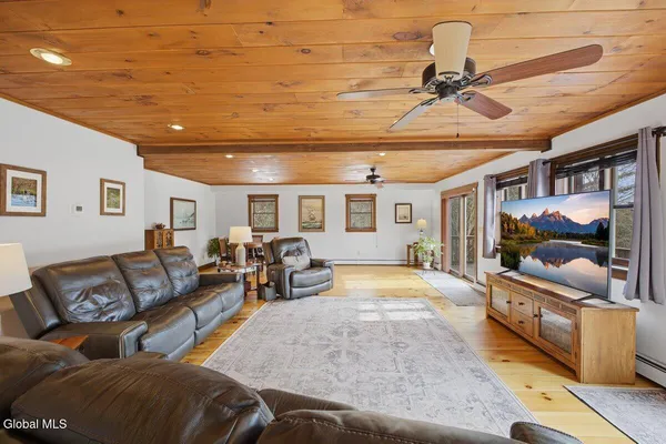 $684,900 | 31 Dogwood Lane, Chester, NY 12860