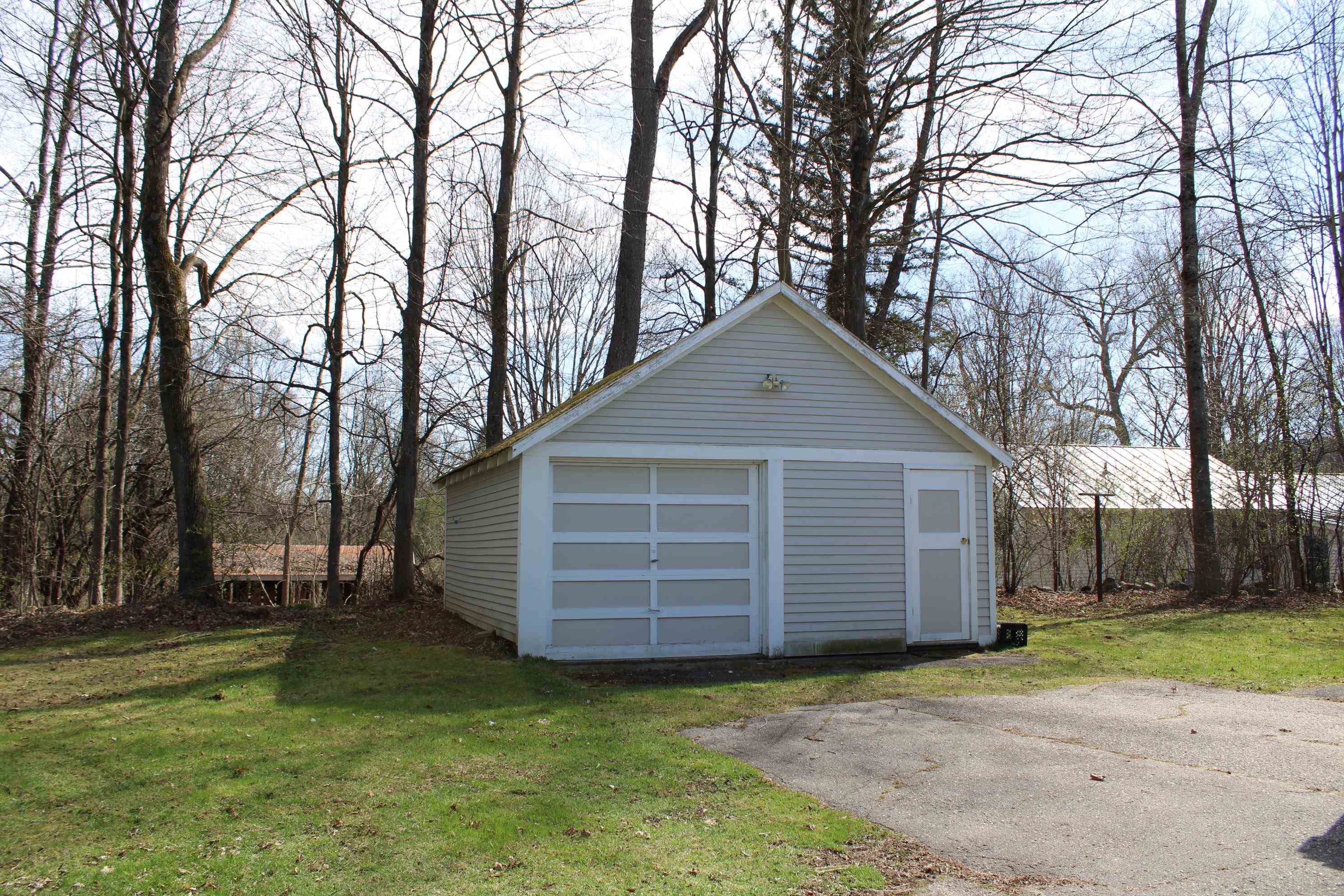 43 Middle Road Clarendon, VT 05759 - Photo 11 of 42