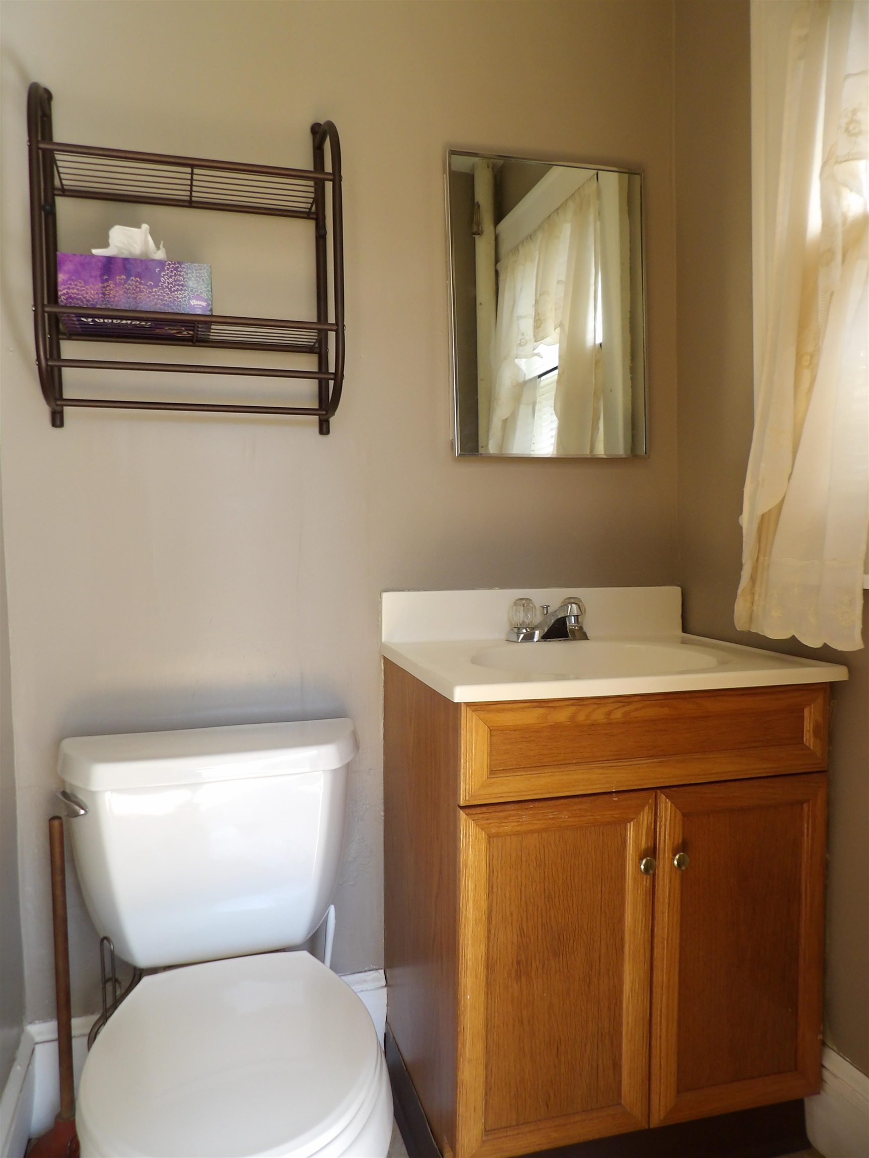 43 Middle Road Clarendon, VT 05759 - Photo 13 of 42