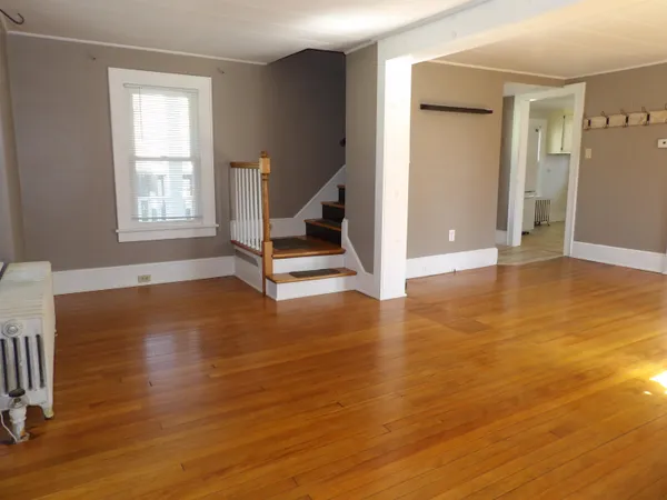 $299,000 | 43 Middle Road, Clarendon, VT 05759