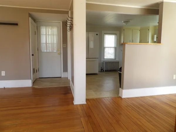 $299,000 | 43 Middle Road, Clarendon, VT 05759