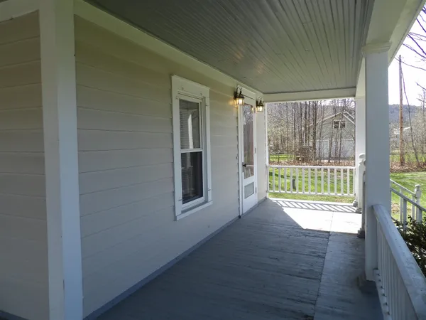 $299,000 | 43 Middle Road, Clarendon, VT 05759