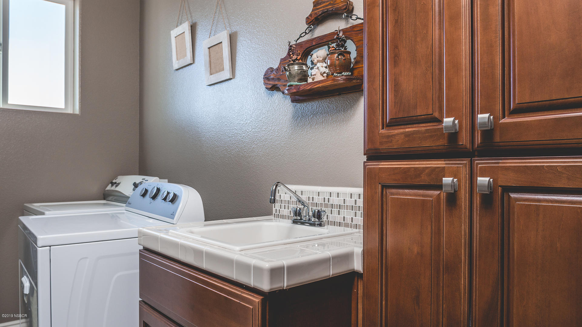216 Augusta Drive Santa Maria, CA 93454 - Photo 24 of 36 Upstairs Laundry