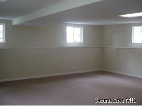 2088 New Lake Road Jacksonville, IL 62650 - Photo 8 of 9
