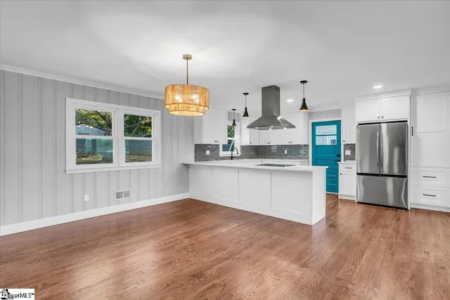 $319,500 | 29 Lynhurst Drive, Greenville, SC 29611