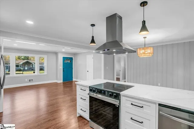 $319,500 | 29 Lynhurst Drive, Greenville, SC 29611