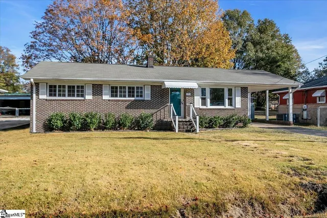 $319,500 | 29 Lynhurst Drive, Greenville, SC 29611