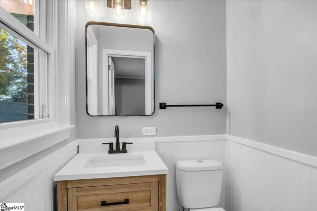 $319,500 | 29 Lynhurst Drive, Greenville, SC 29611