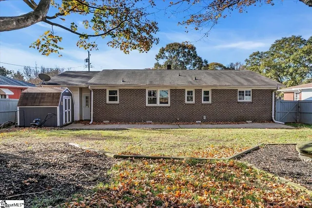 $319,500 | 29 Lynhurst Drive, Greenville, SC 29611