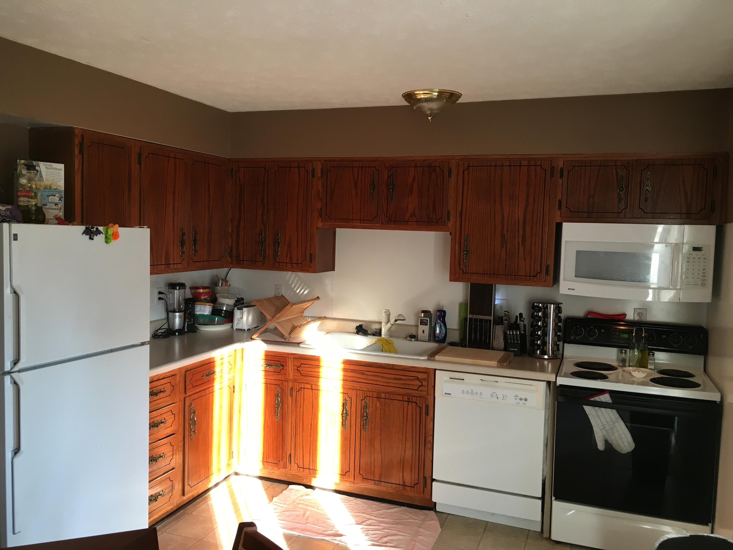 205 Mountain View Road Jacksboro, TN 37757 - Photo 10 of 16 205 Mountain view kitchen