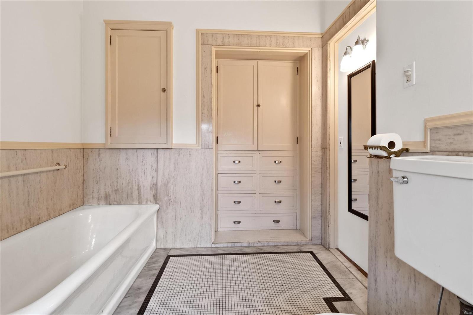 53 Portland Place St. Louis, MO 63108 - Photo 45 of 94