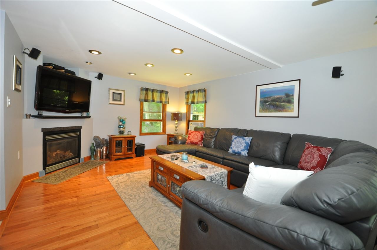 1025 River Road Weare, NH 03281 - Photo 7 of 18 Gallery Image 7