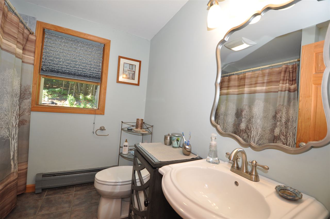 1025 River Road Weare, NH 03281 - Photo 9 of 18 Gallery Image 9
