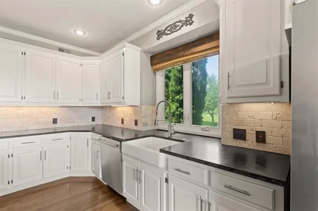 $968,000 | 14605 Dearborn Street, Overland Park, KS 66223