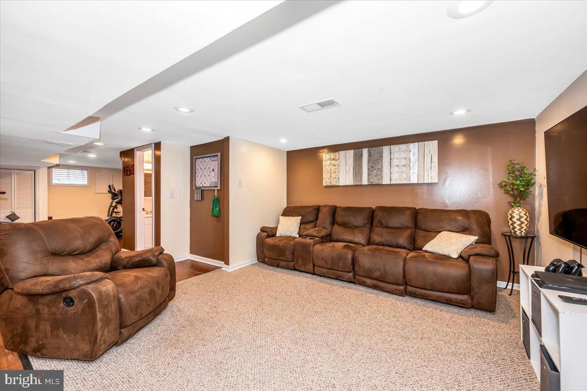 6002 Seabrook Road Lanham, MD 20706 - Photo 23 of 43 Gallery Image 23