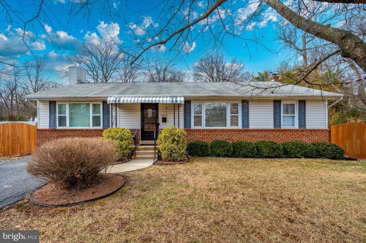 6002 Seabrook Road Lanham, MD 20706 - Photo 3 of 43 Gallery Image 3