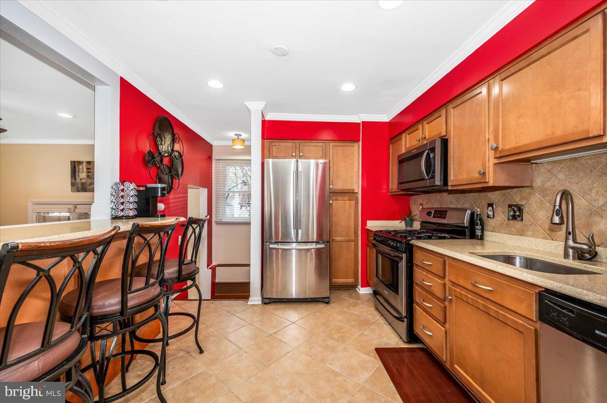 6002 Seabrook Road Lanham, MD 20706 - Photo 10 of 43 Gallery Image 10