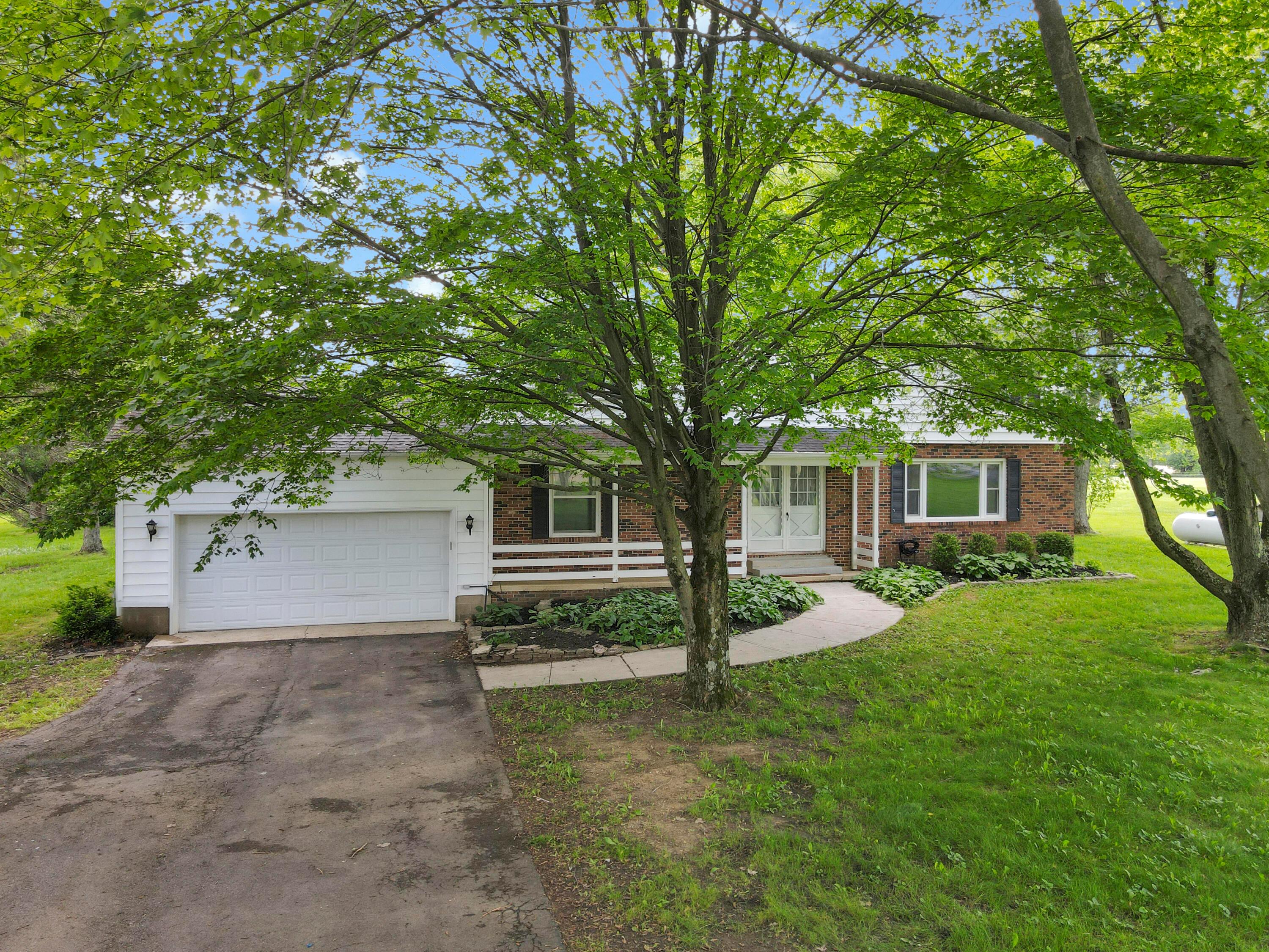 9423 London Road Orient, OH 43146 - Photo 6 of 87 download_272