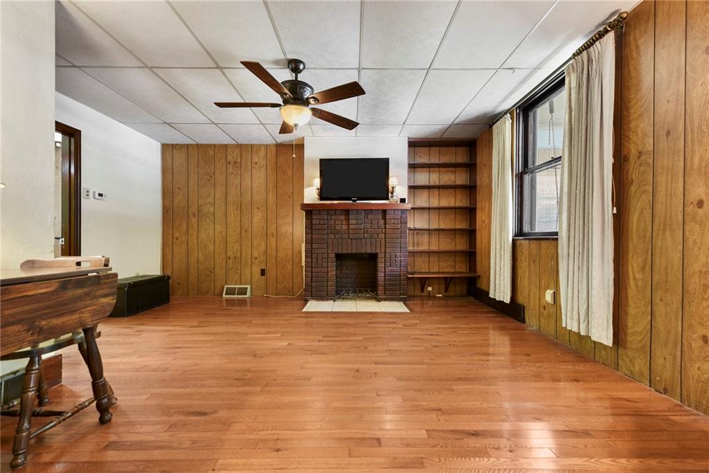 180 Provost Road Pittsburgh, PA 15234 - Photo 5 of 32