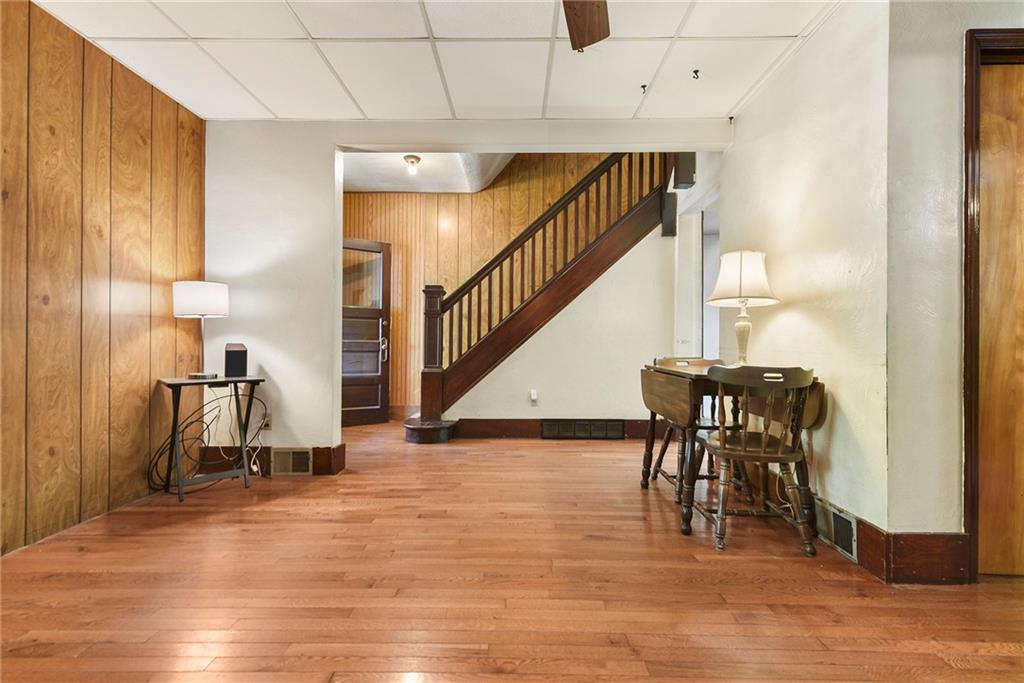180 Provost Road Pittsburgh, PA 15234 - Photo 9 of 32