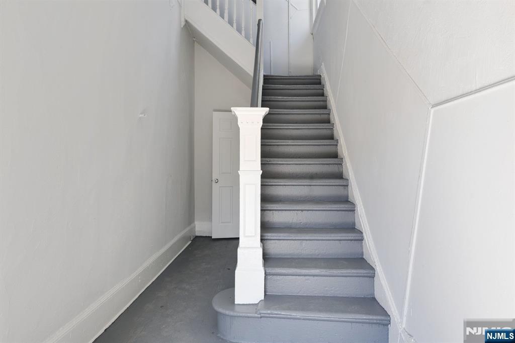 41 Mission Street Montclair, NJ 07042 - Photo 20 of 50