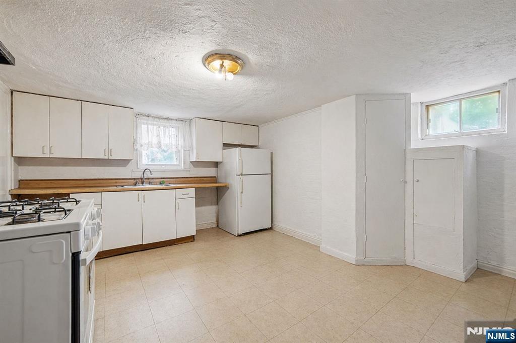 41 Mission Street Montclair, NJ 07042 - Photo 46 of 50