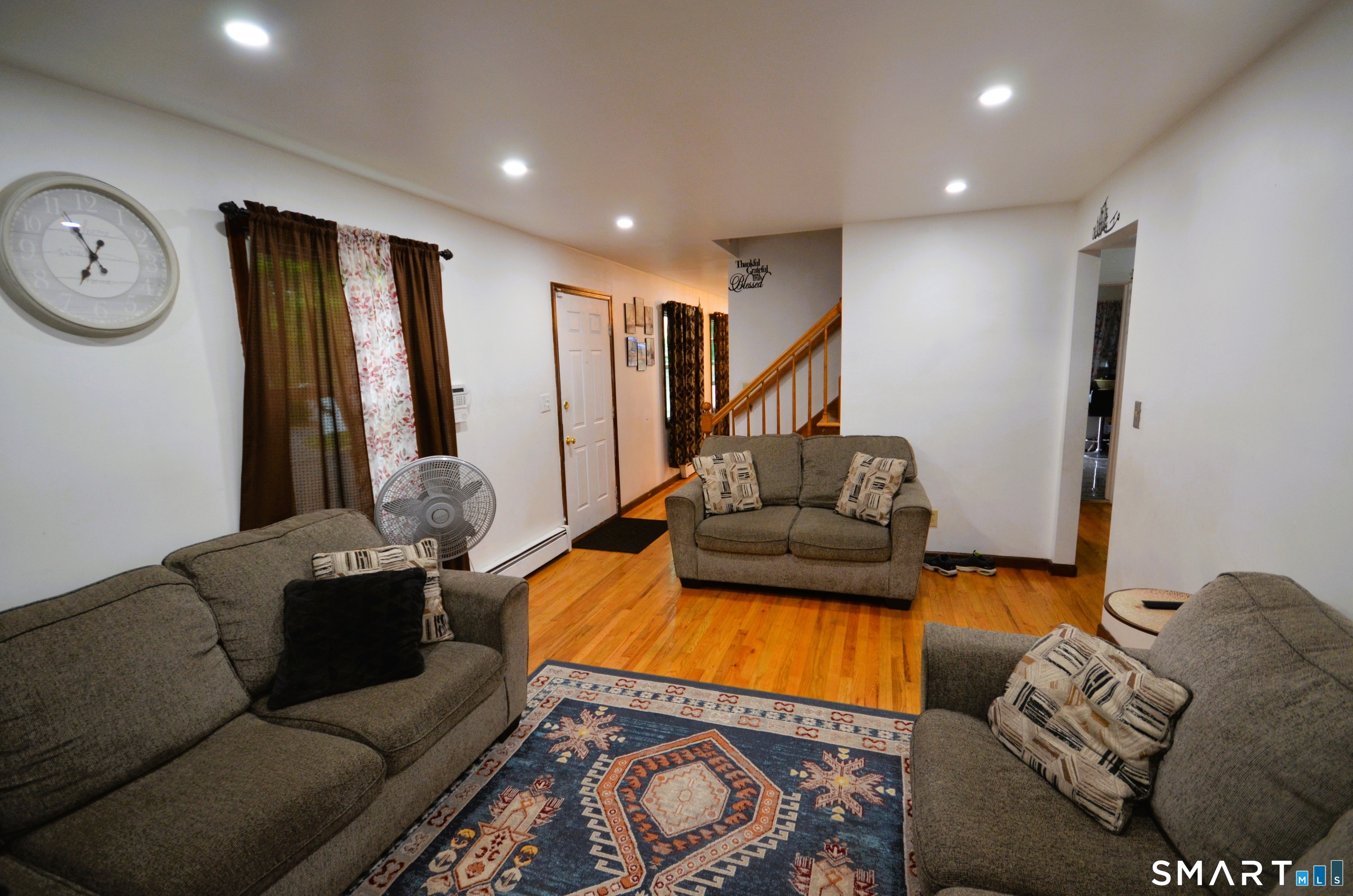 430 Berkeley Road Fairfield, CT 06825 - Photo 6 of 37