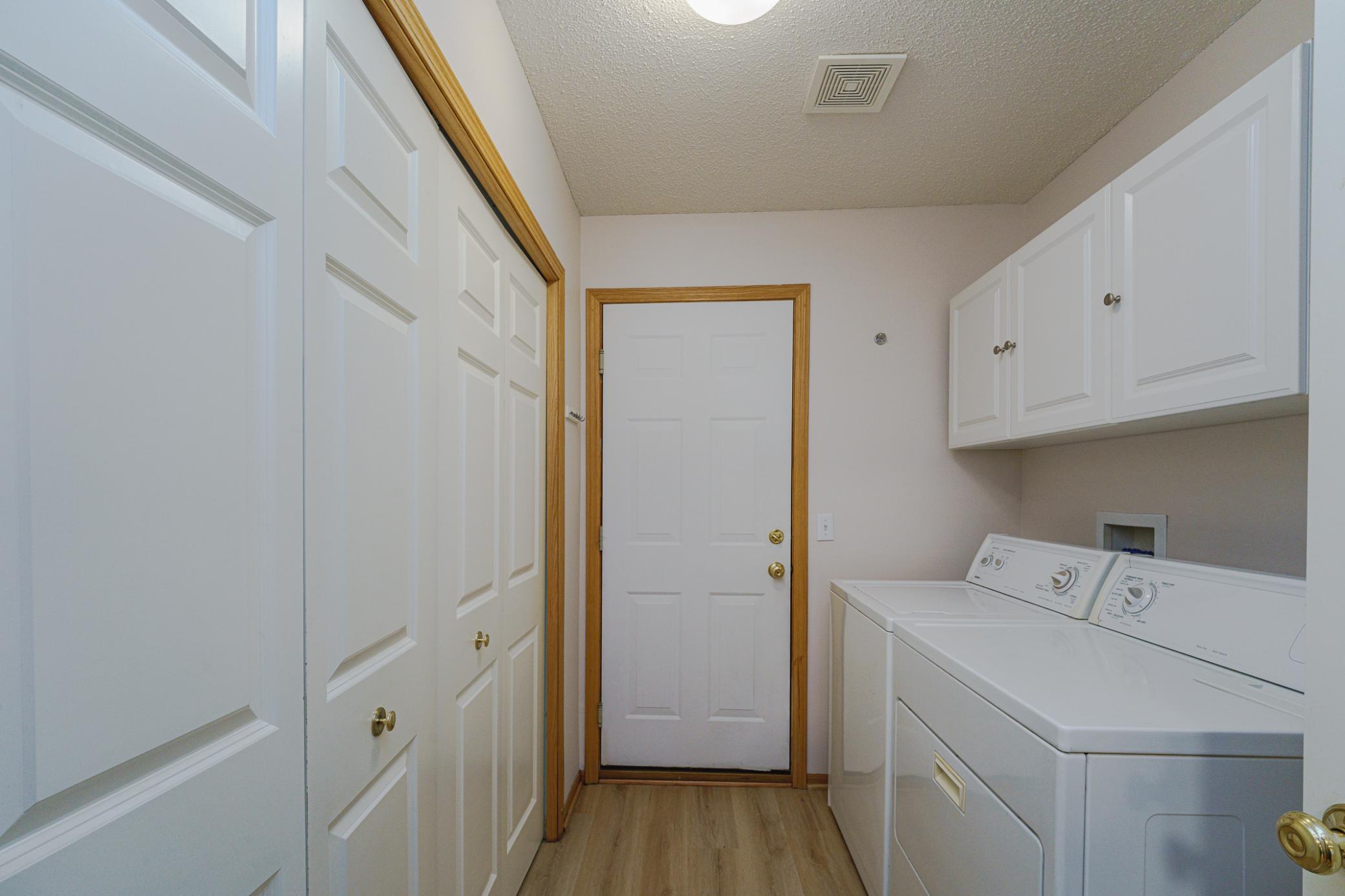 14403 Edgewood Avenue Savage, MN 55378 - Photo 19 of 38