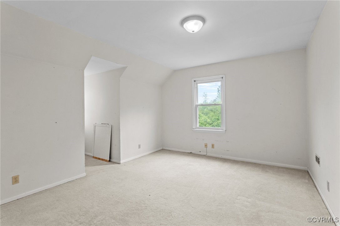 3151 Three Chopt Road Gum Spring, VA 23065 - Photo 21 of 38 an empty room with a window