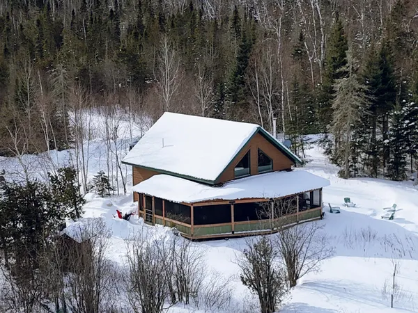 $599,000 | 1088 South Shore Drive, Grand Marais, MN 55604