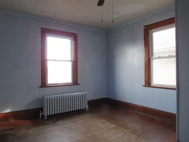 a view of entryway with a front door