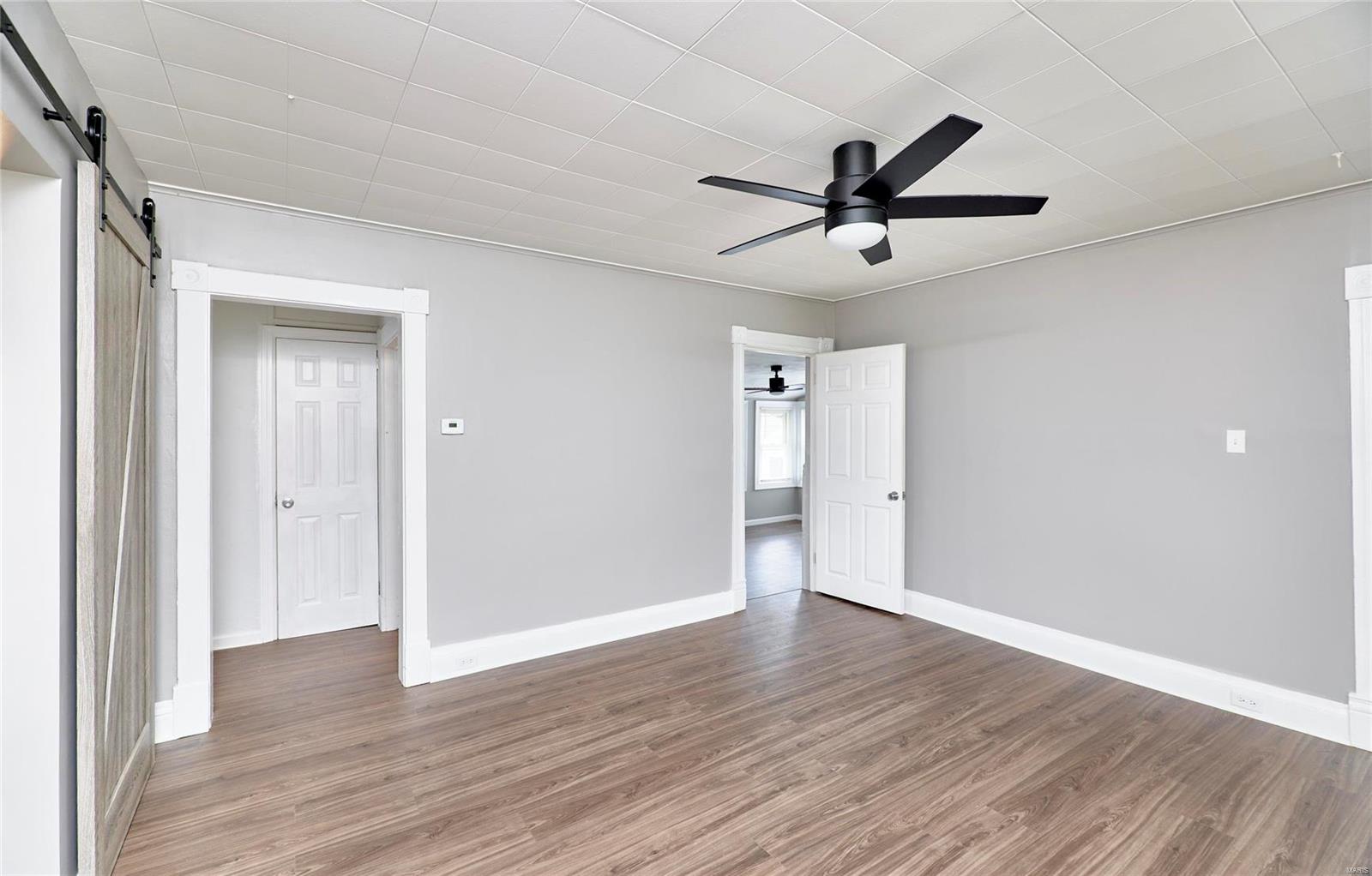 9429 Holtwood Road St. Louis, MO 63114 - Photo 11 of 73