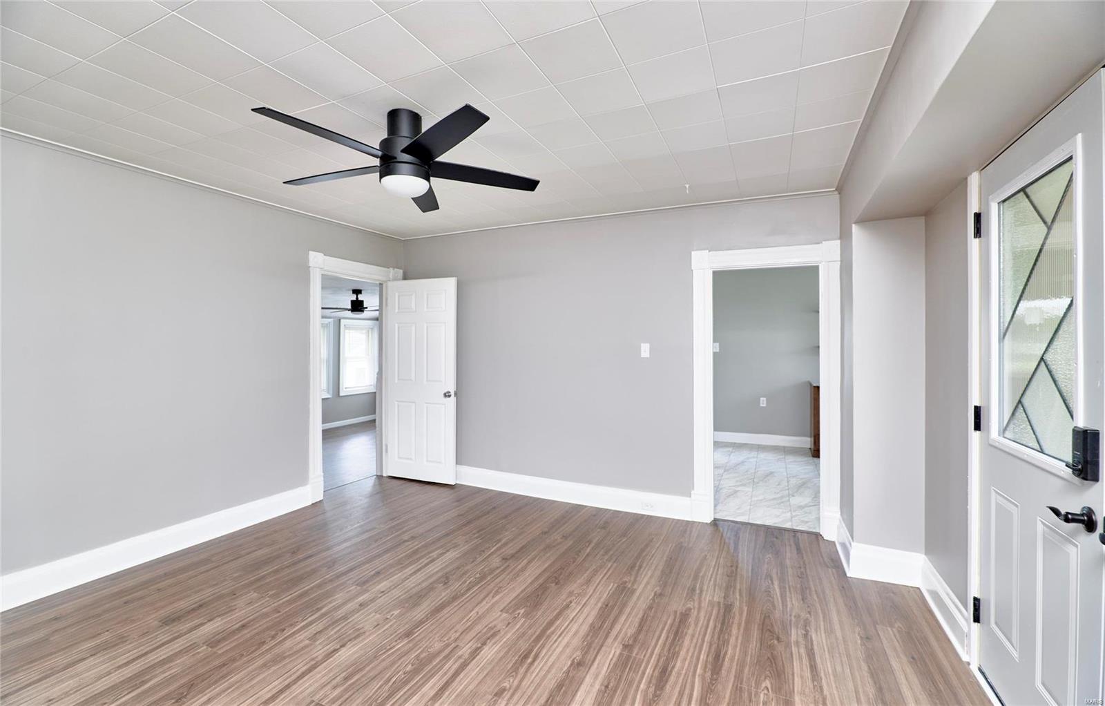 9429 Holtwood Road St. Louis, MO 63114 - Photo 12 of 73