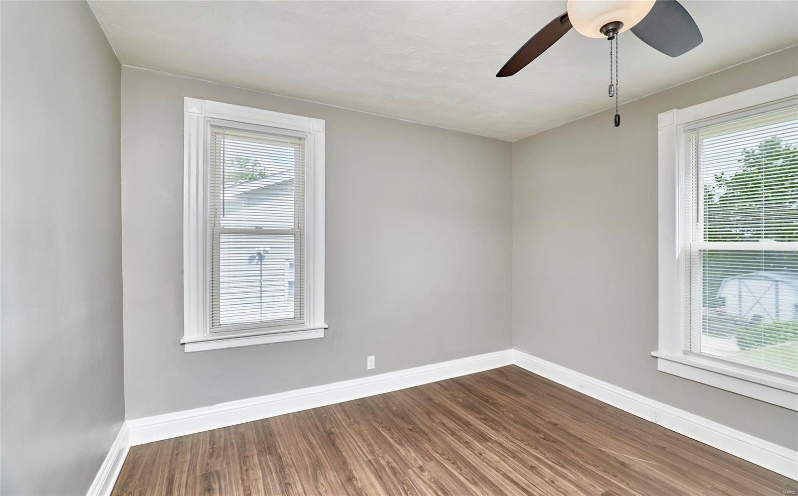 9429 Holtwood Road St. Louis, MO 63114 - Photo 24 of 73