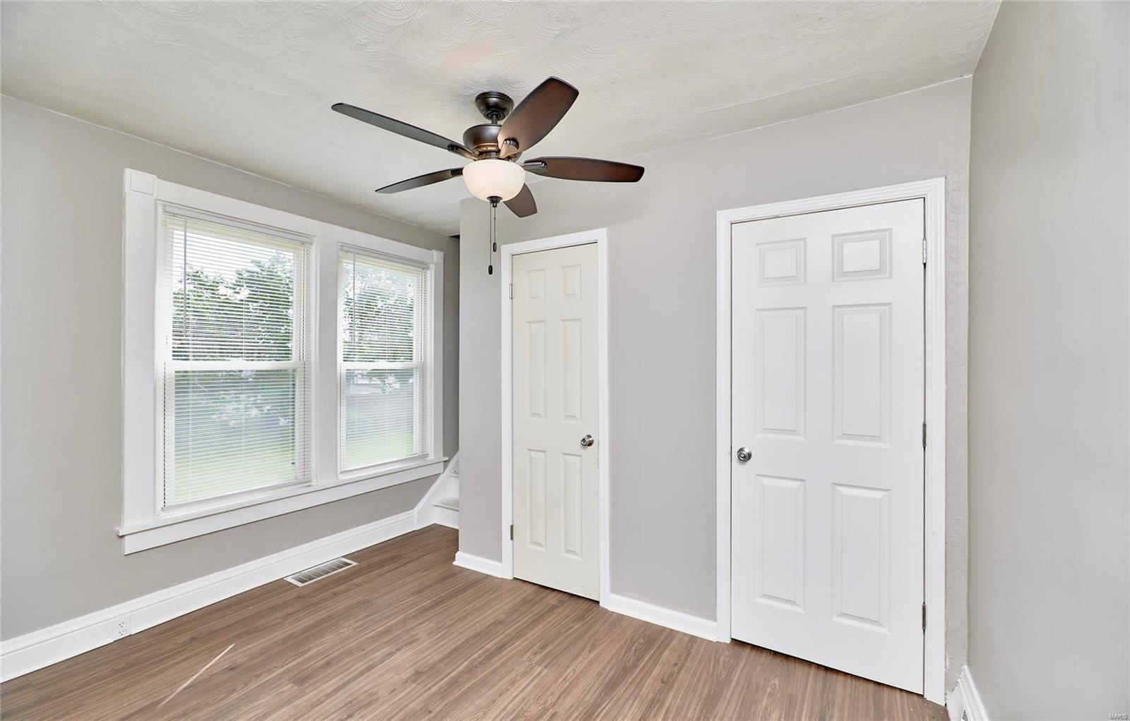 9429 Holtwood Road St. Louis, MO 63114 - Photo 27 of 73