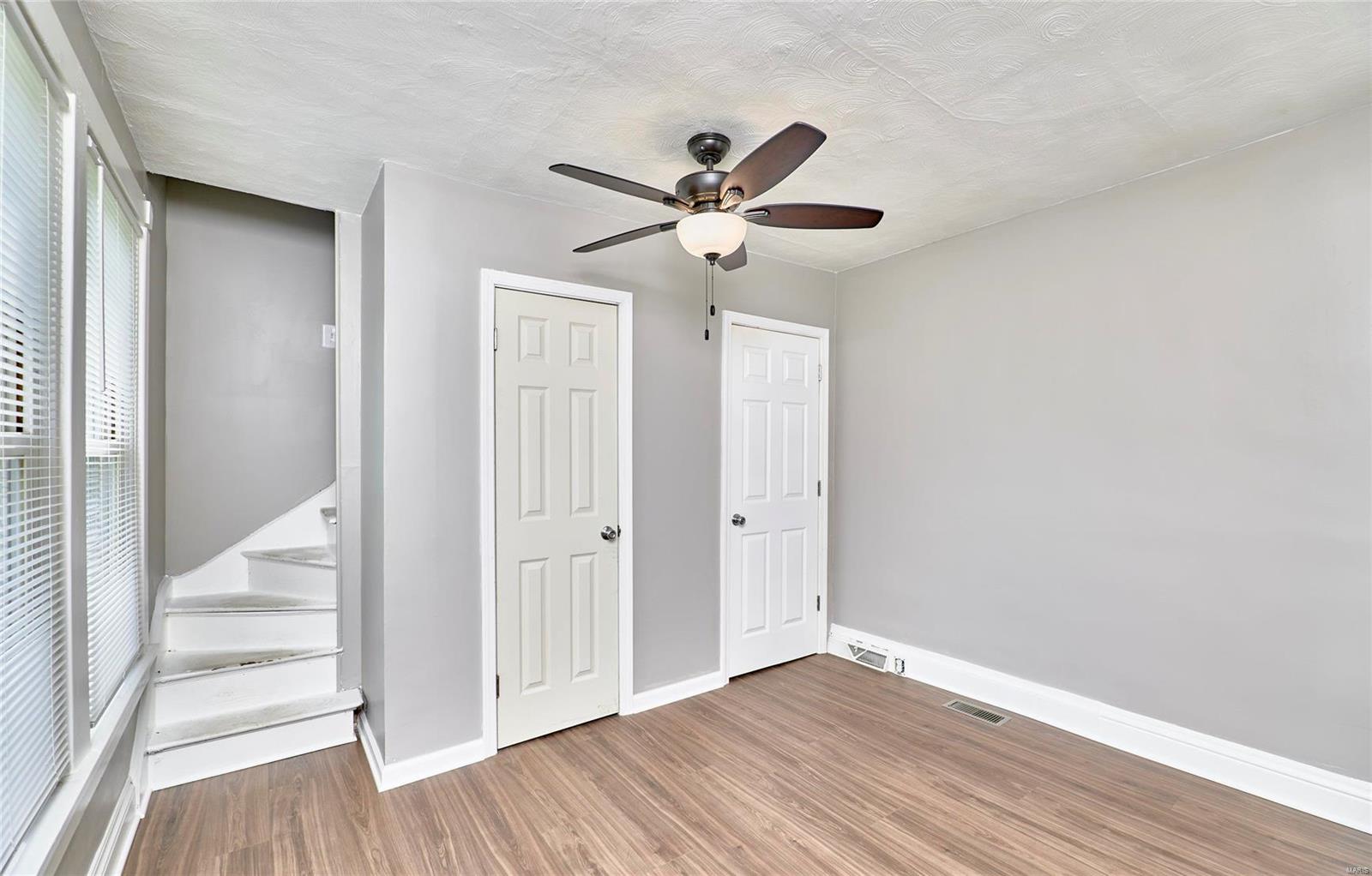 9429 Holtwood Road St. Louis, MO 63114 - Photo 29 of 73