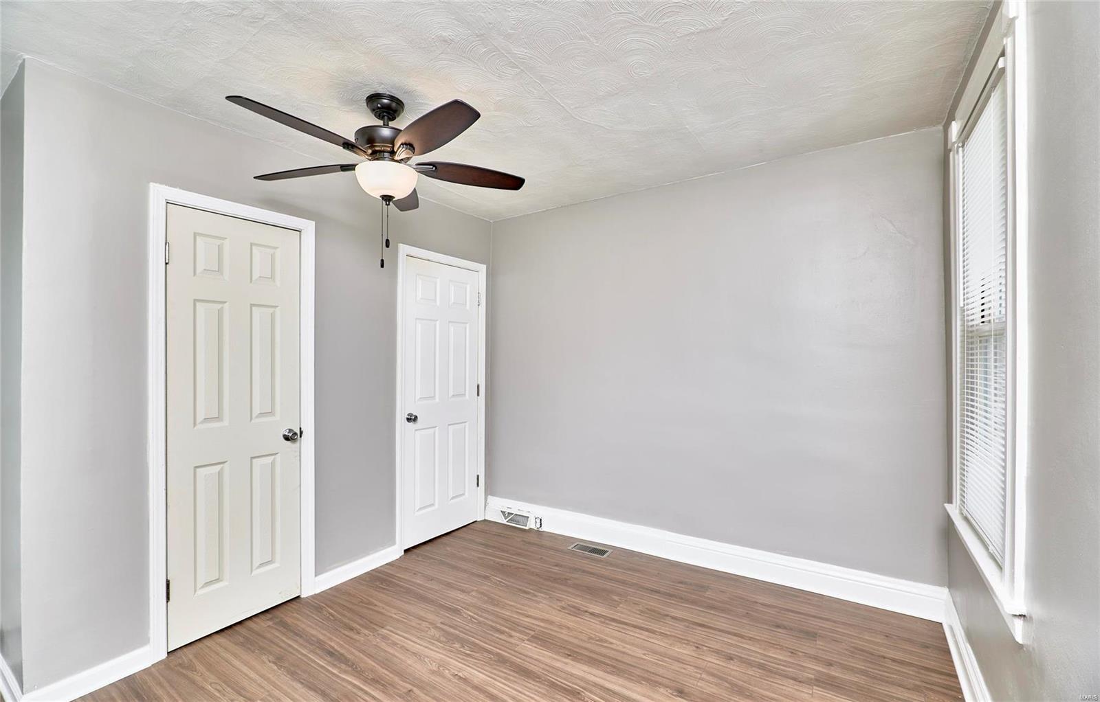 9429 Holtwood Road St. Louis, MO 63114 - Photo 30 of 73