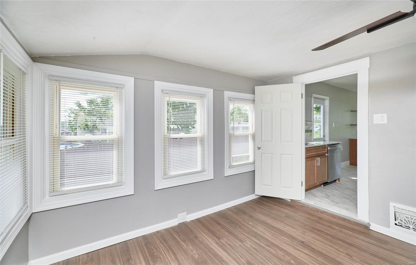 9429 Holtwood Road St. Louis, MO 63114 - Photo 43 of 73