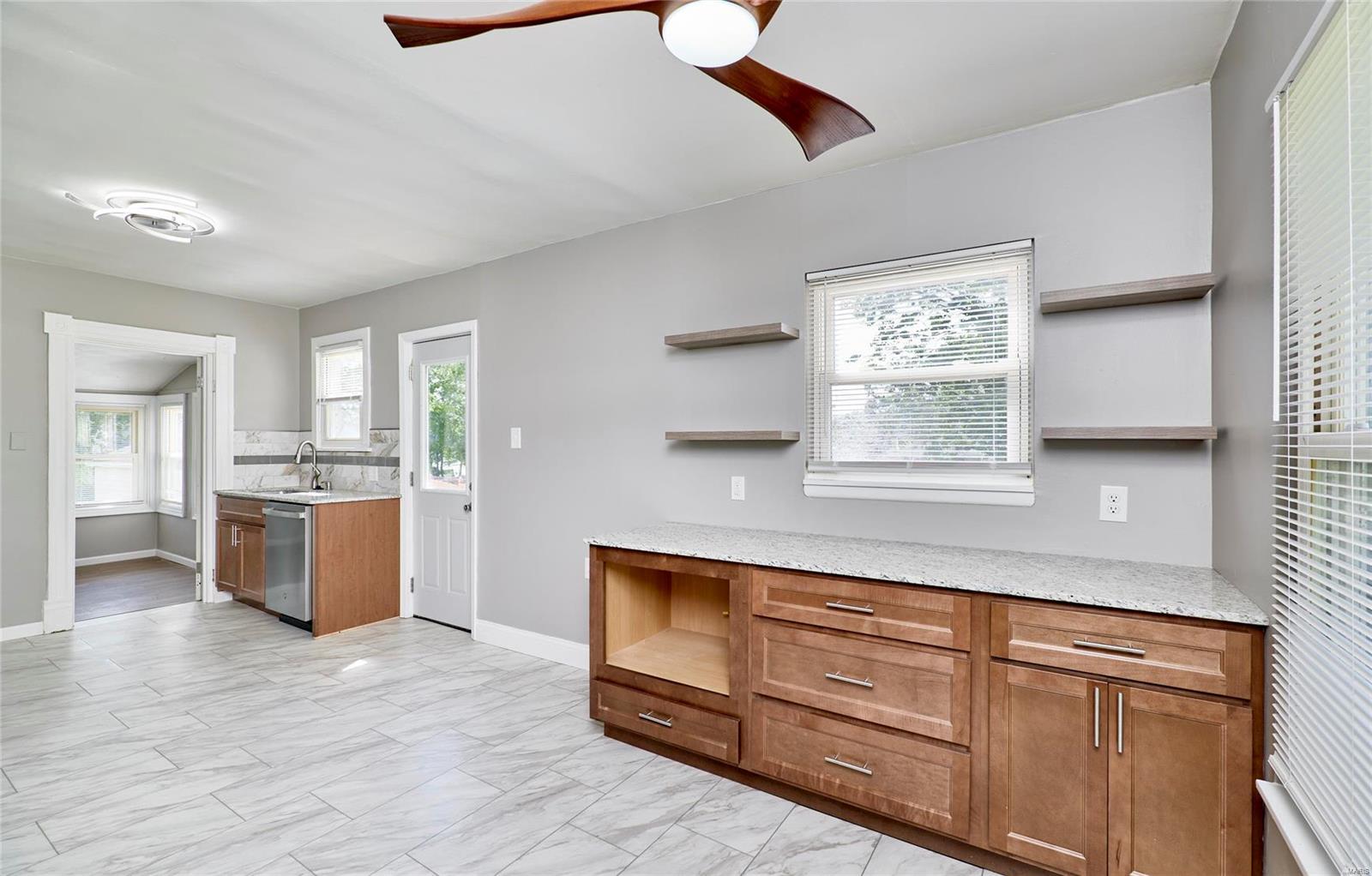 9429 Holtwood Road St. Louis, MO 63114 - Photo 49 of 73