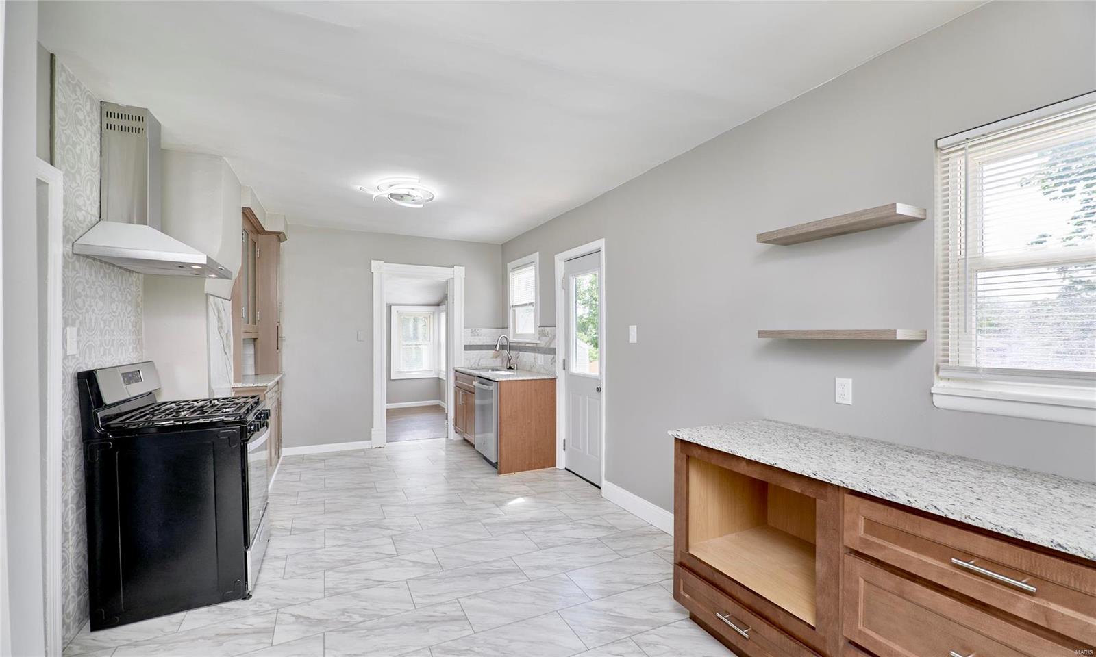 9429 Holtwood Road St. Louis, MO 63114 - Photo 50 of 73