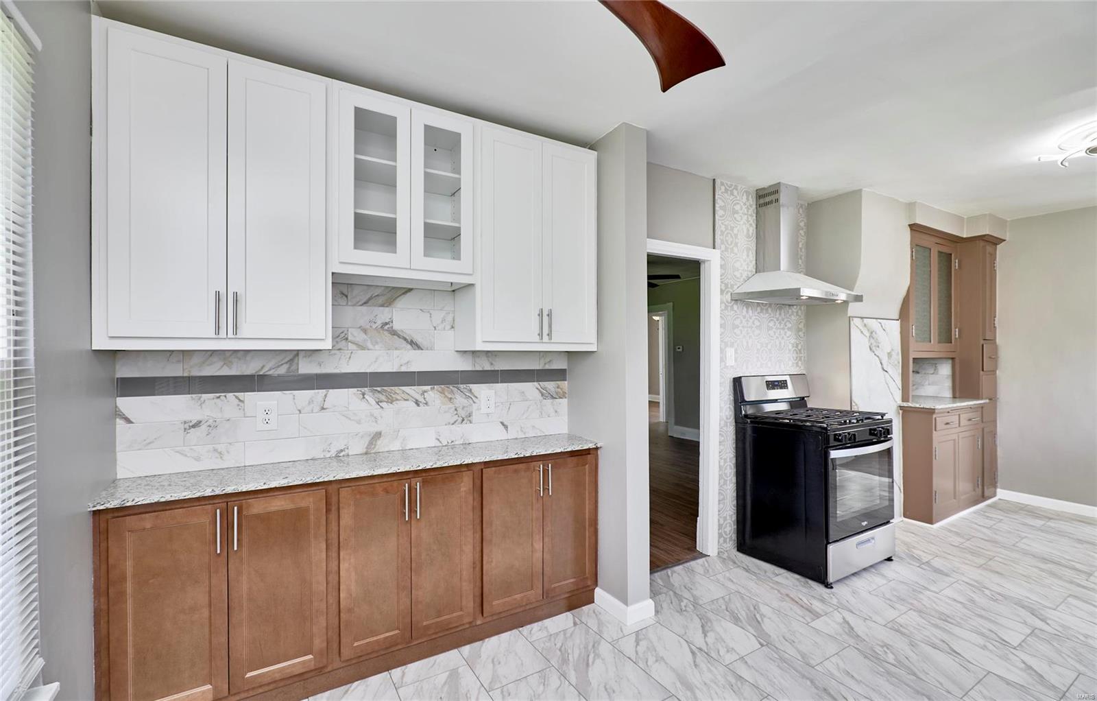 9429 Holtwood Road St. Louis, MO 63114 - Photo 54 of 73