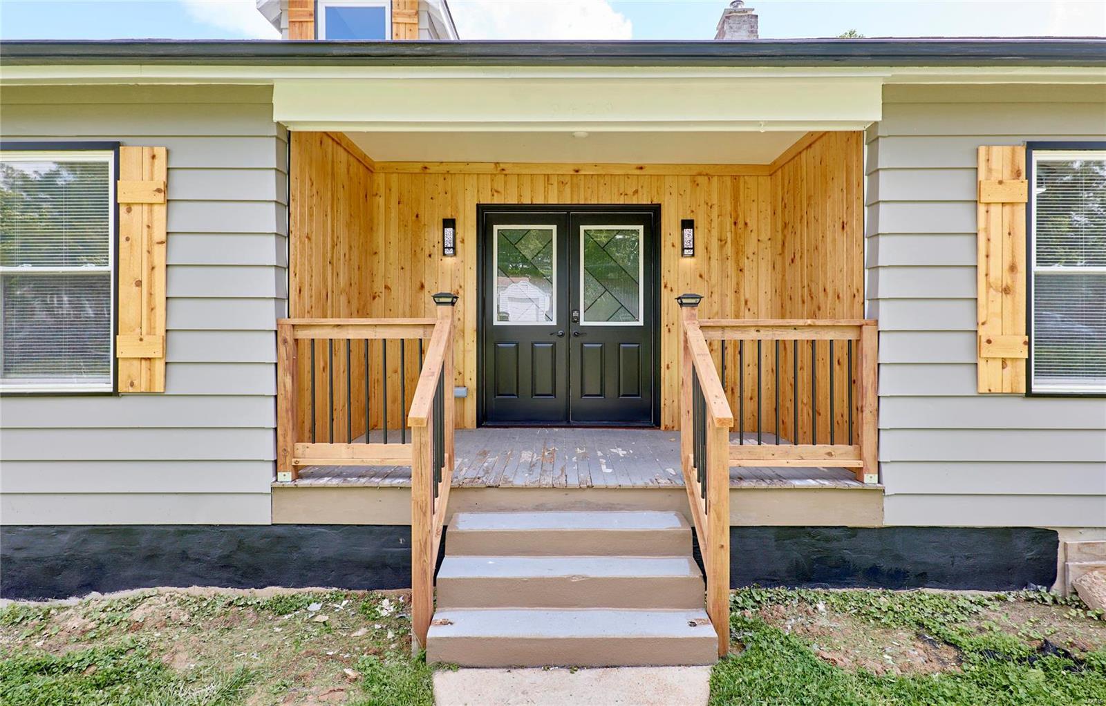 9429 Holtwood Road St. Louis, MO 63114 - Photo 6 of 73