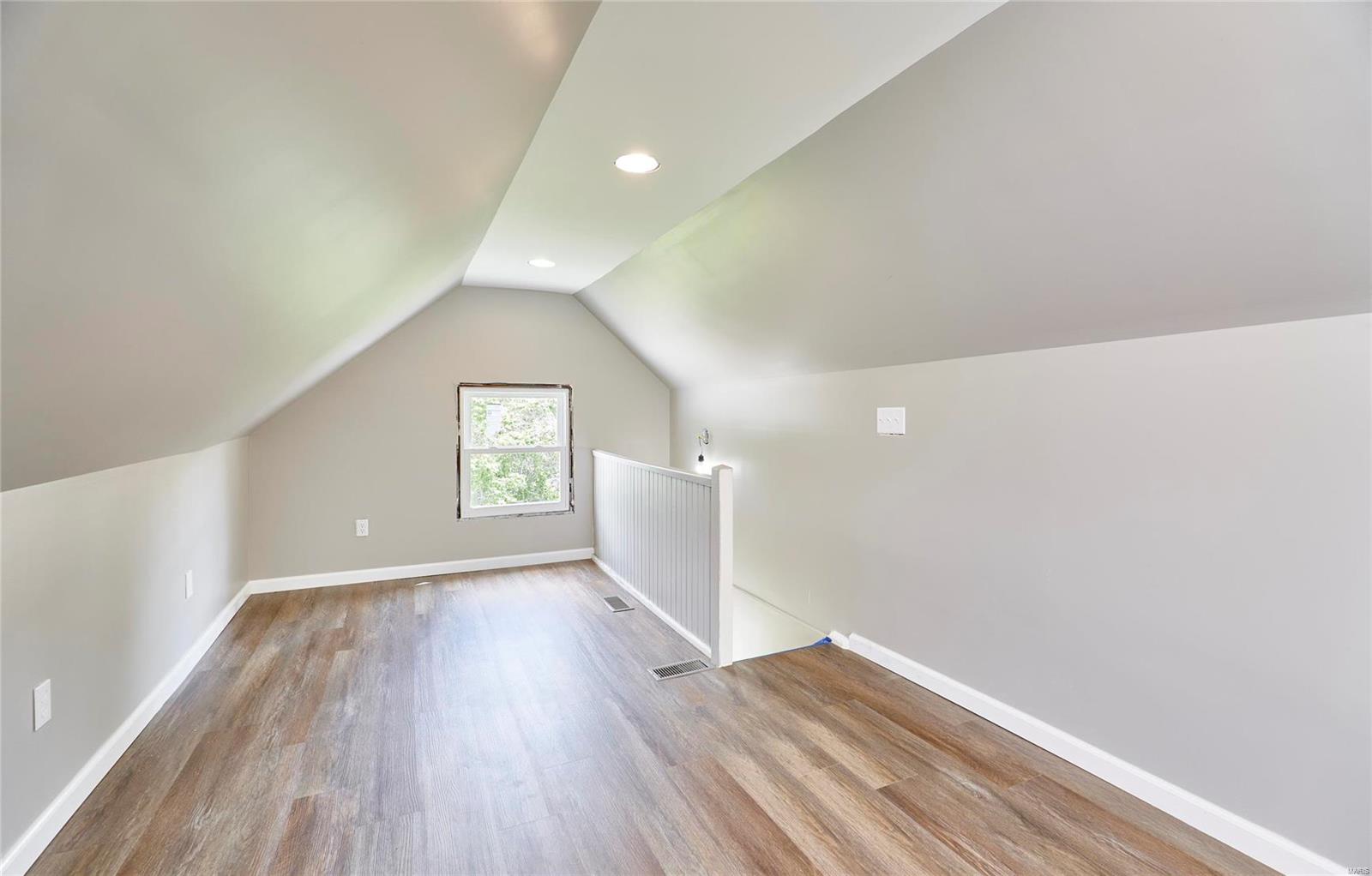 9429 Holtwood Road St. Louis, MO 63114 - Photo 62 of 73