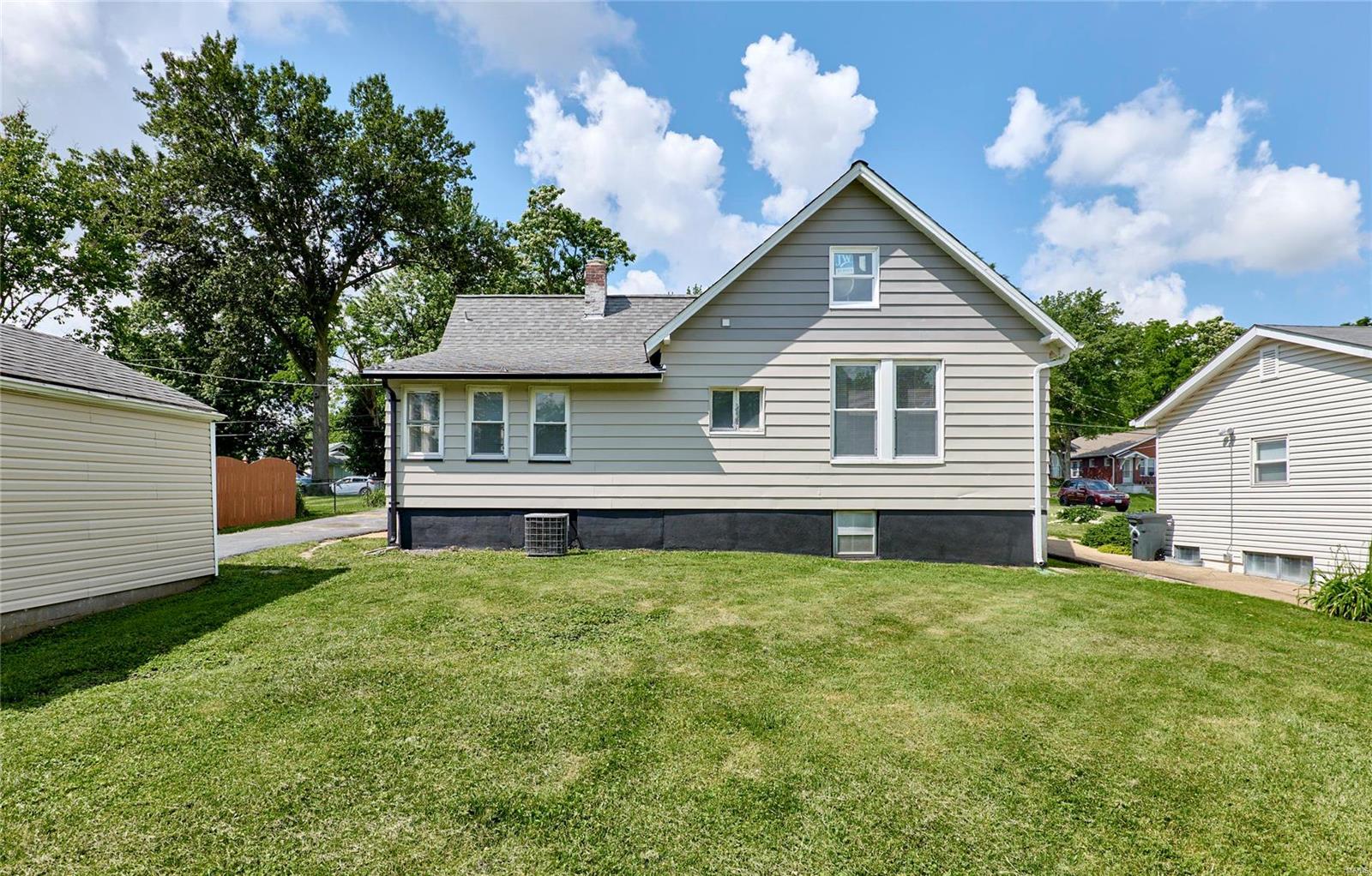 9429 Holtwood Road St. Louis, MO 63114 - Photo 70 of 73