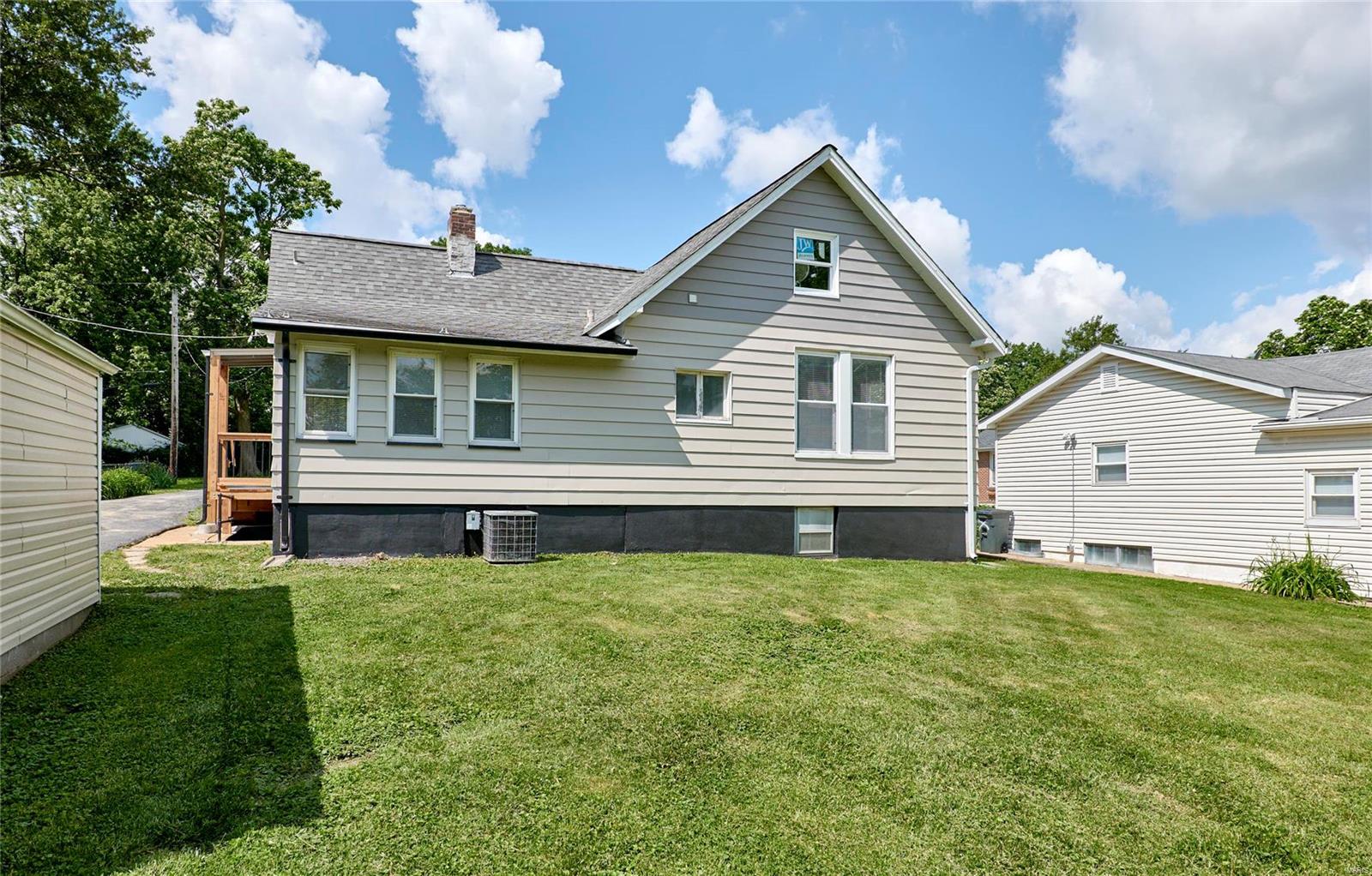 9429 Holtwood Road St. Louis, MO 63114 - Photo 71 of 73